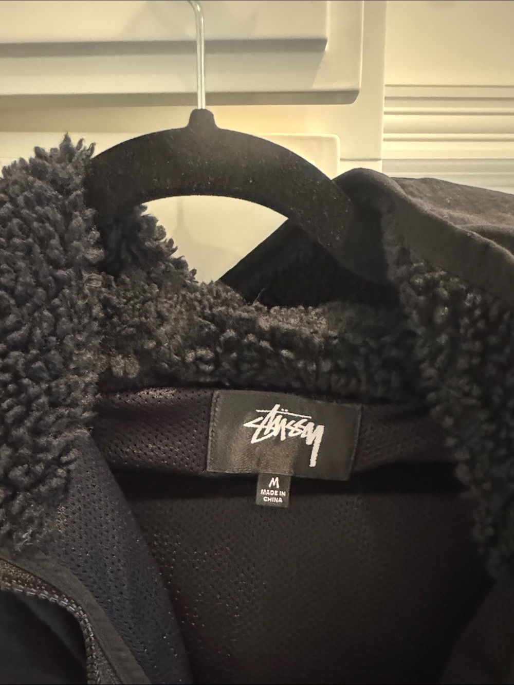 Stussy Black Sherpa Zip-Up Hoodie Jacket M . Like new - Picture 2 of 5